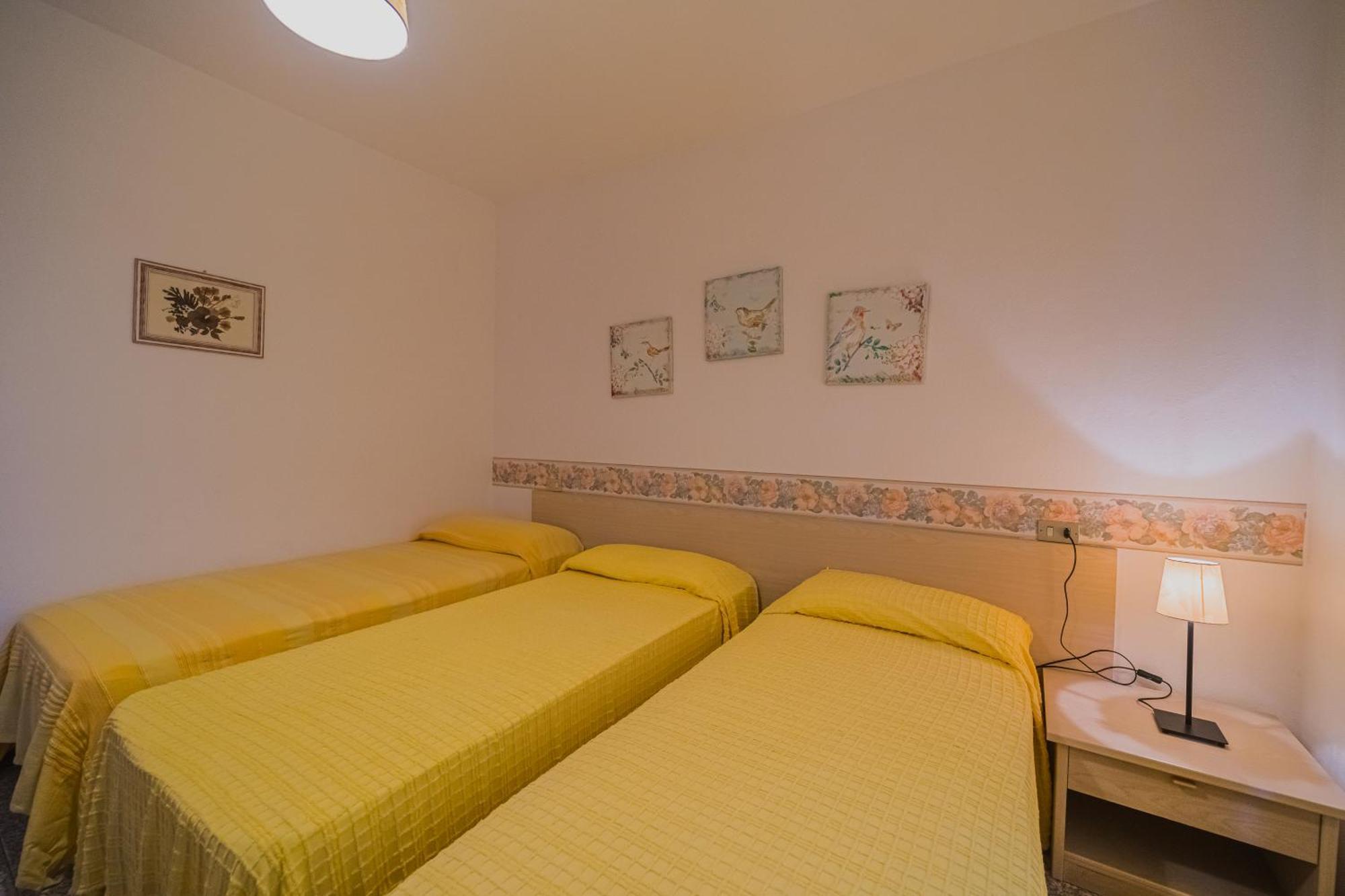 Appartamenti Casa Sant'Andrea - Goelba Luaran gambar